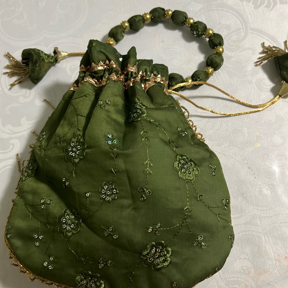 Green Potli bag (new